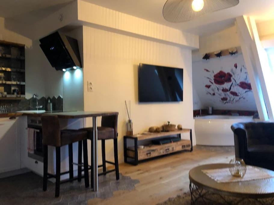 Sejour Detente Au Coeur De Macon Spa,Cine,Bouteille Offerte Ngoại thất bức ảnh